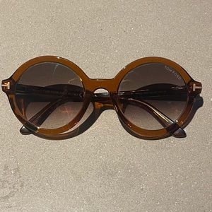 Tom Ford stylish sunglasses !